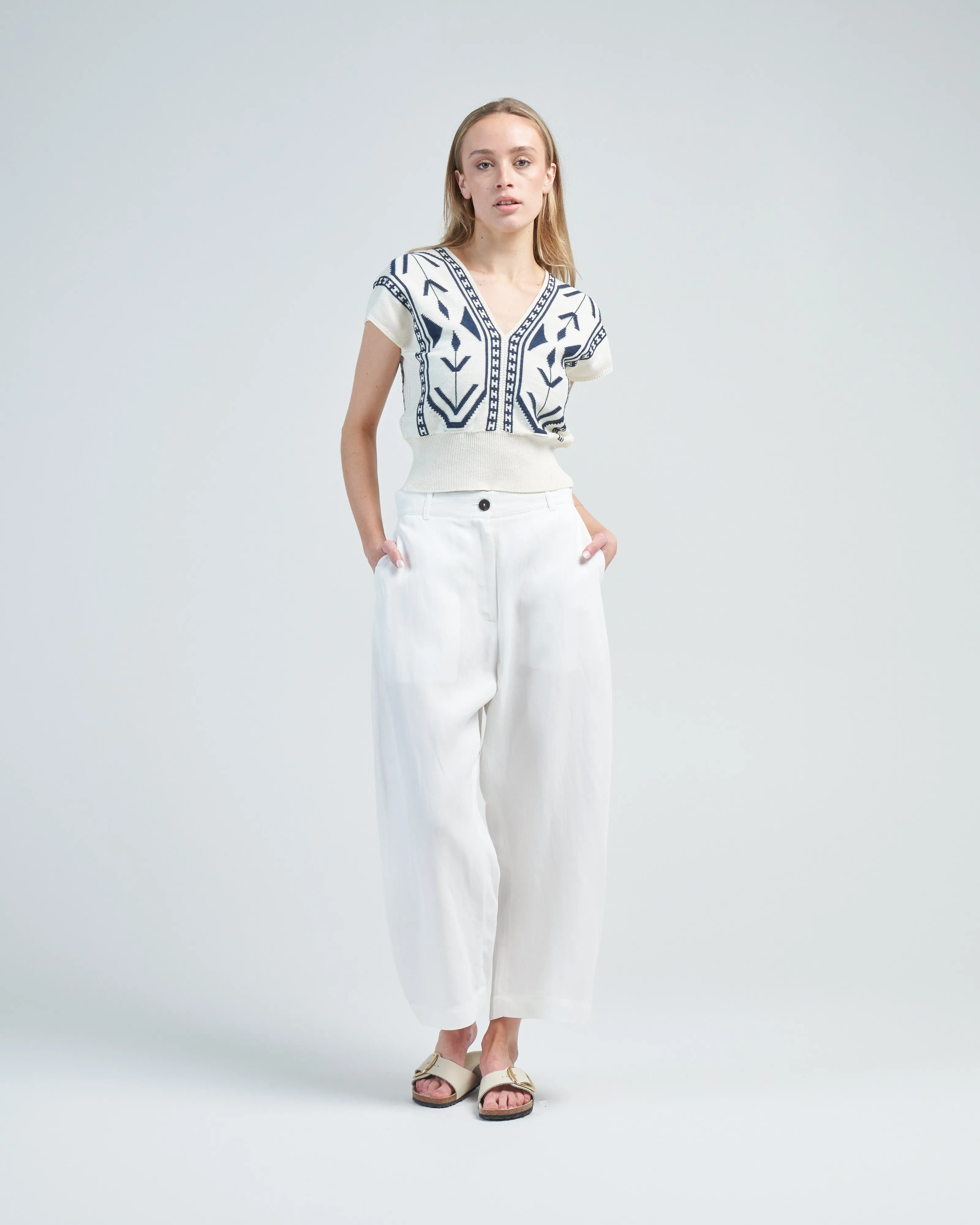 jacquard knit v-neck top