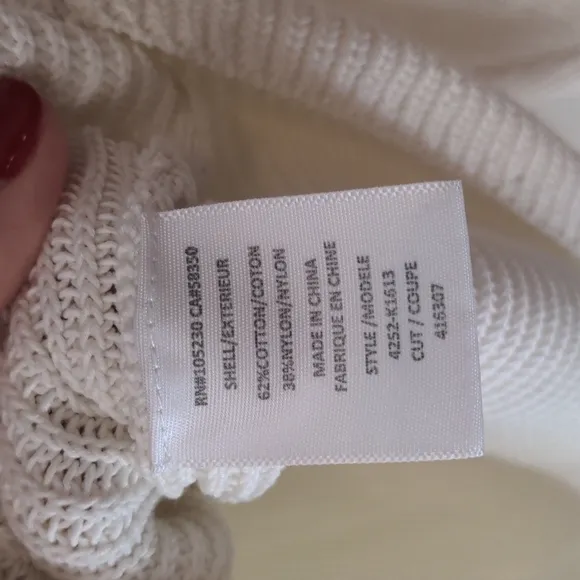 𝅺joie Magdelena V-neck Sweater Winter White Small