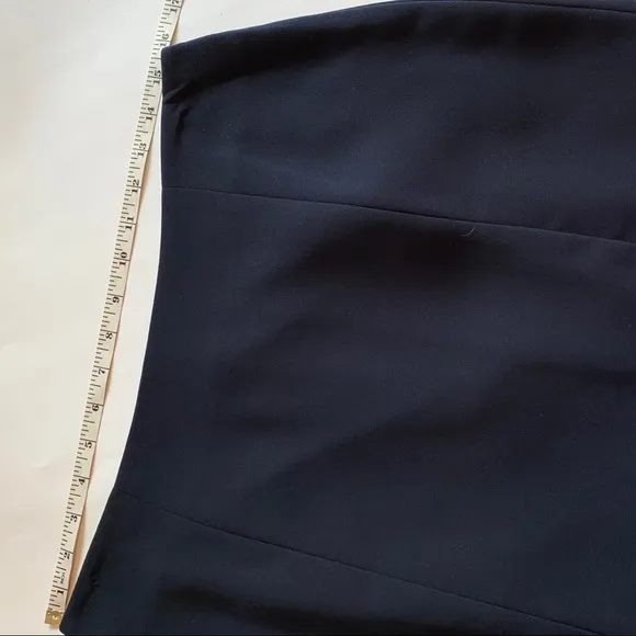 JONES STUDIO navy blue tailored pencil skirt box pleat hem neutral classic