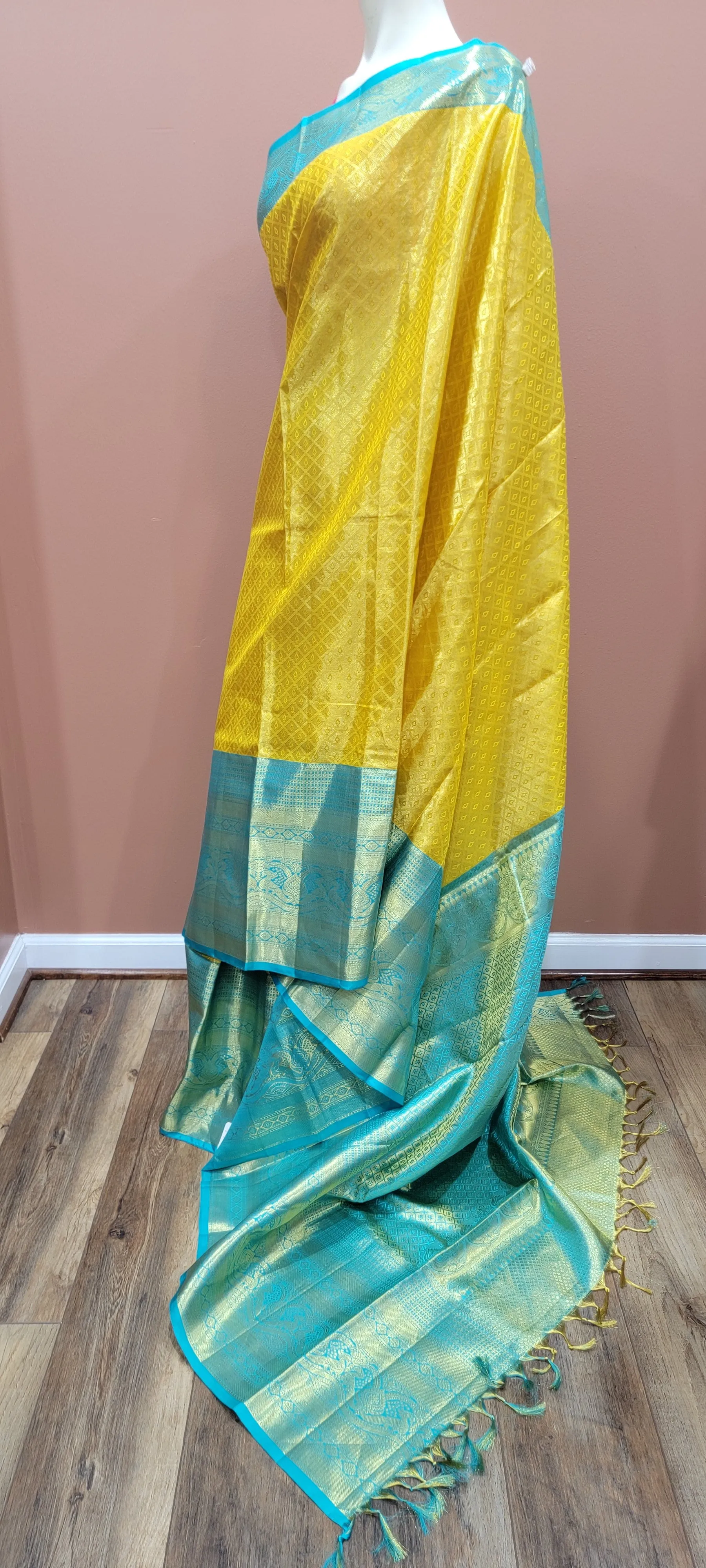 Kanchi 1 gram Gold Zari Saree Collection