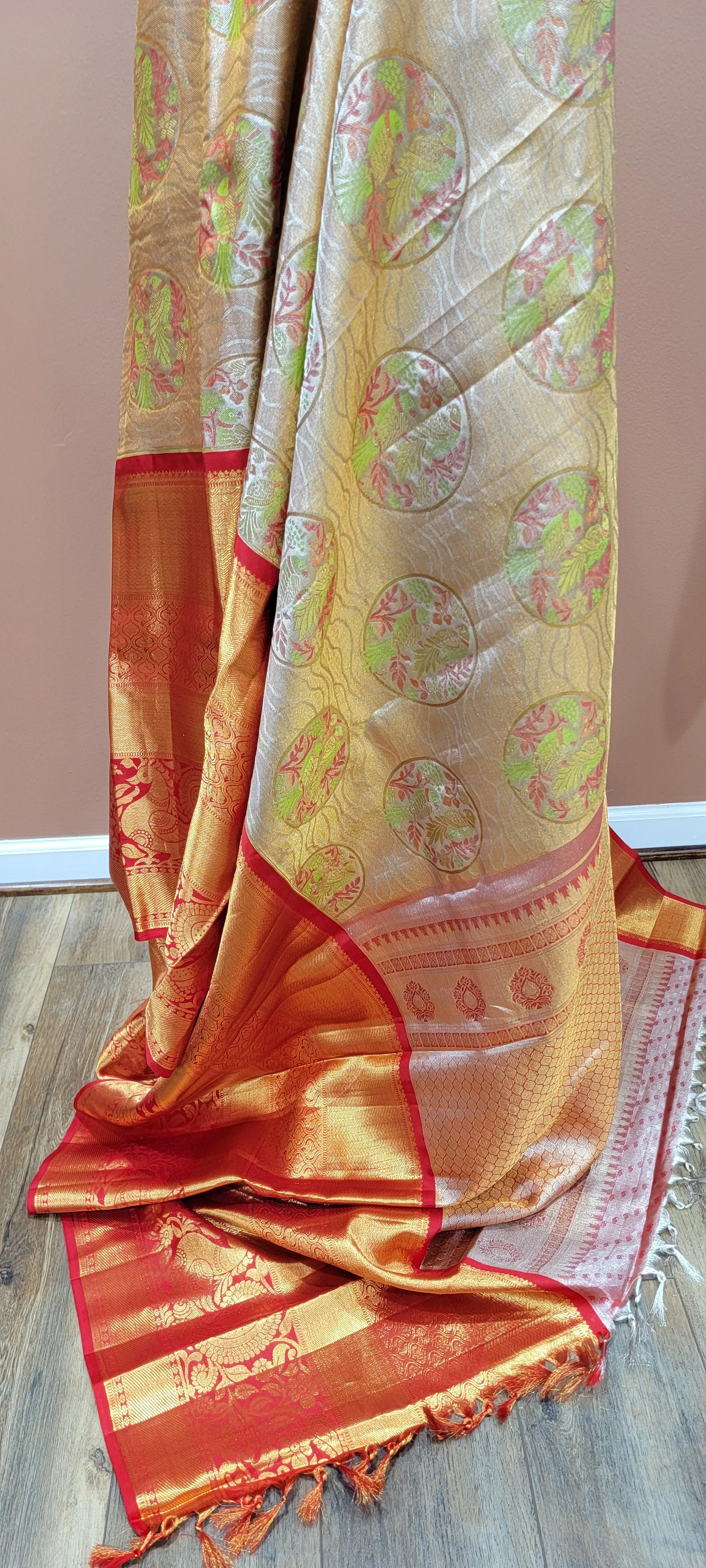 Kanchi Pattu Saree w/ 3 Gram Gold Zari