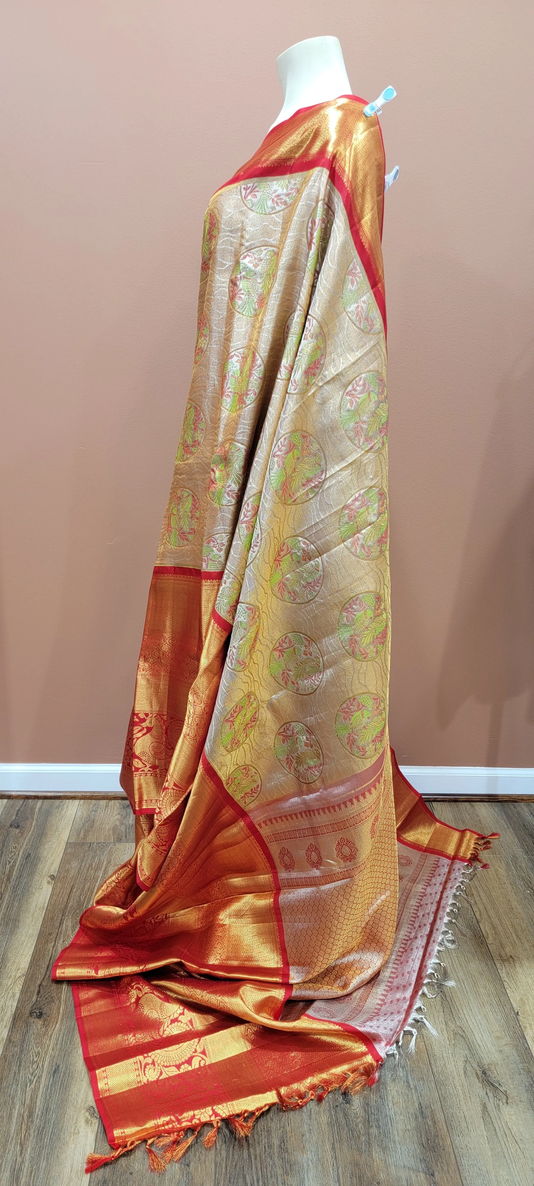 Kanchi Pattu Saree w/ 3 Gram Gold Zari