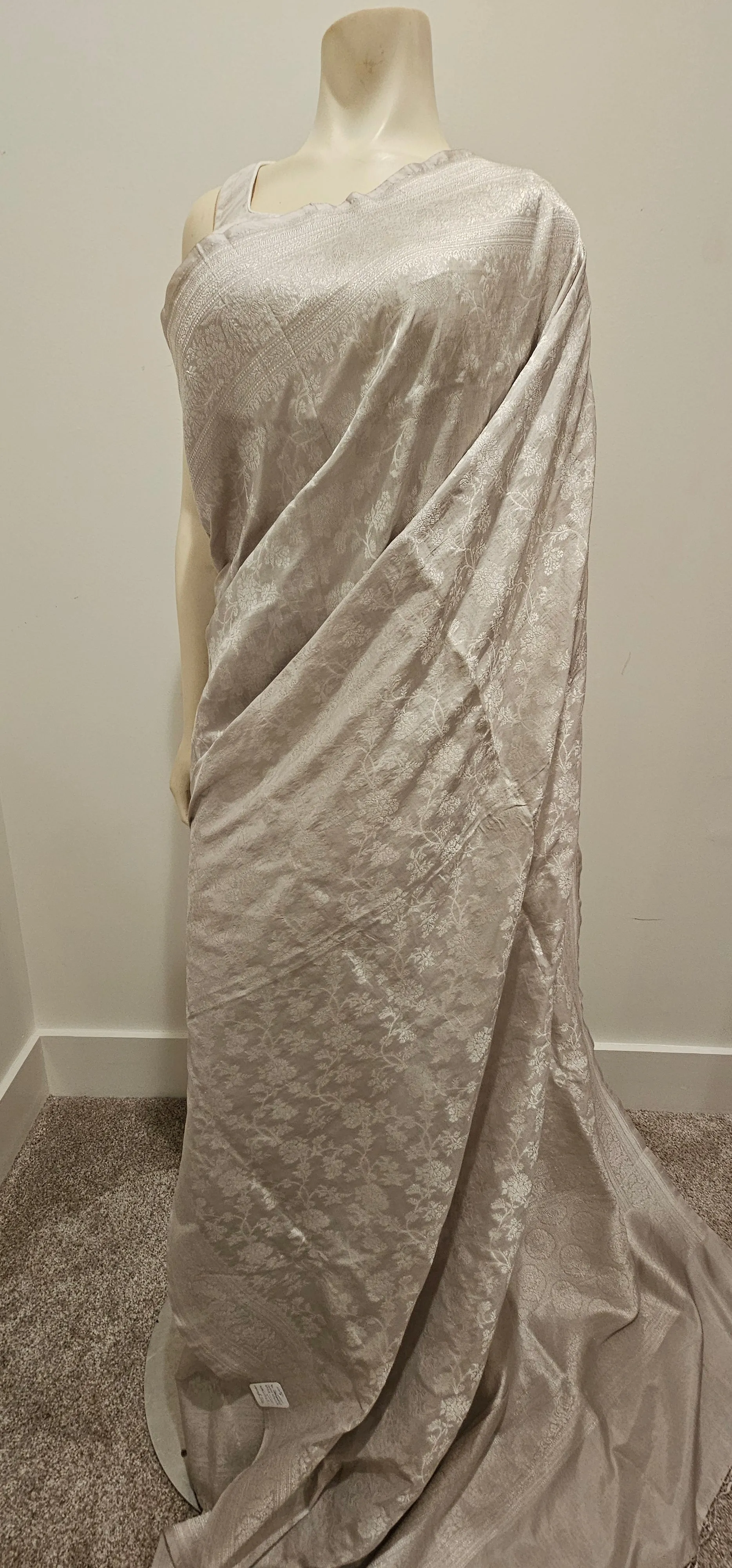 Katan Banaras Silver Zari Saree in Silver W/Blouse.