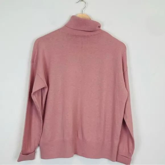 Kate Spade wool blend pale pink turtleneck sweater w/ front pockets. Medium