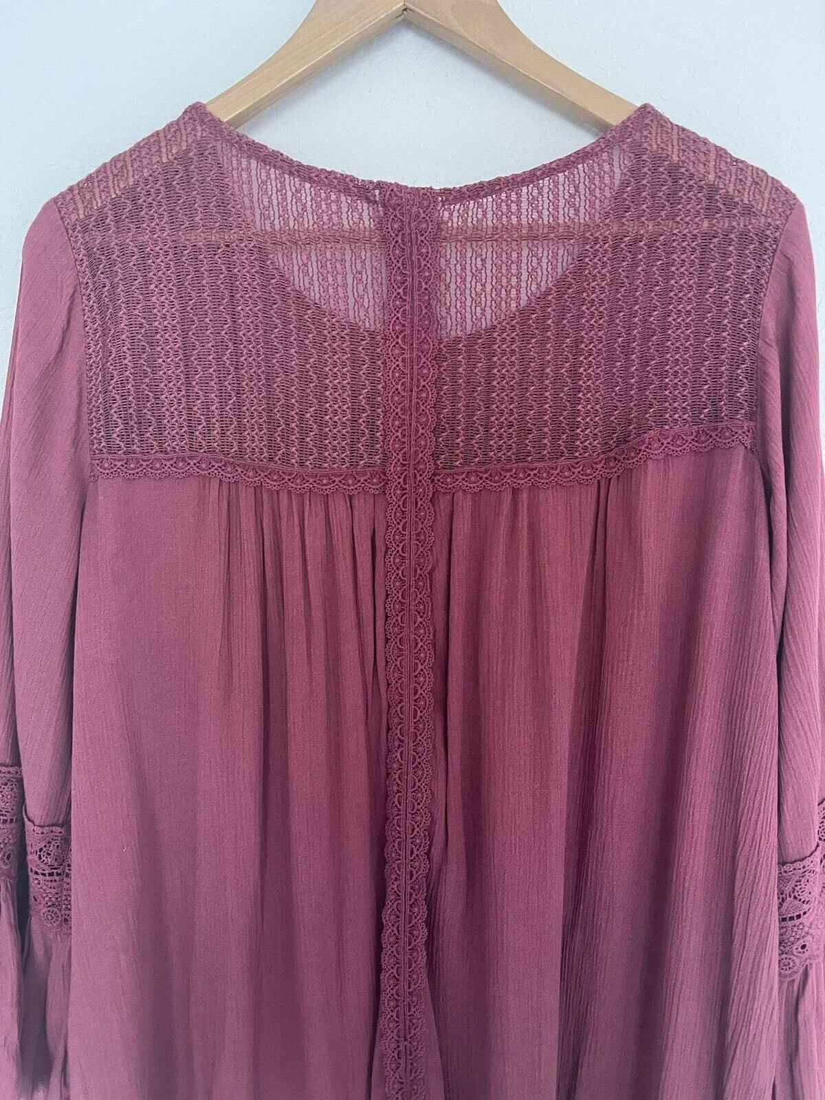 KNOX ROSE Fuchsia Flowy Top Sz XXL Lace Ruffle Flared Long Sleeves Blouse