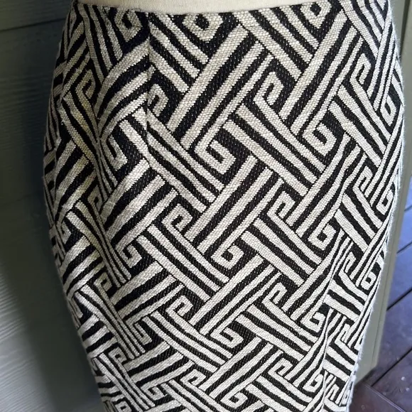 Lafayette 148 New York Pencil Skirt