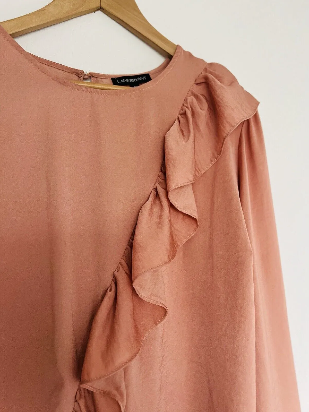 LANE BRYANT Blush Pink Long Sleeve Ruffled Blouse Plus Sz 18 Top Career Office
