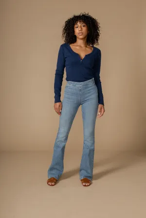 Lark Bootcut Pull On Pant || Boulevard