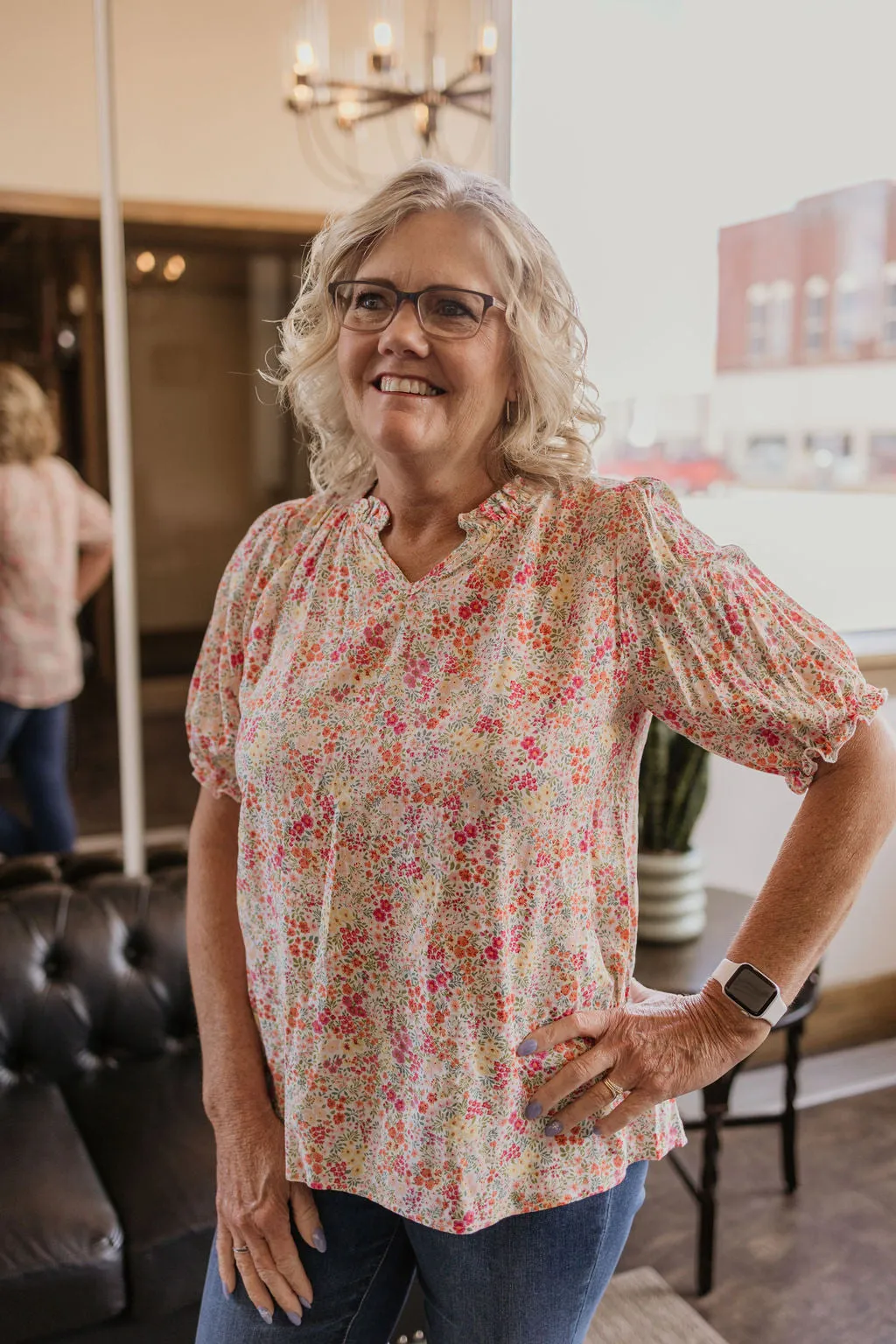 LAUREEN FLORAL VNECK BLOUSE