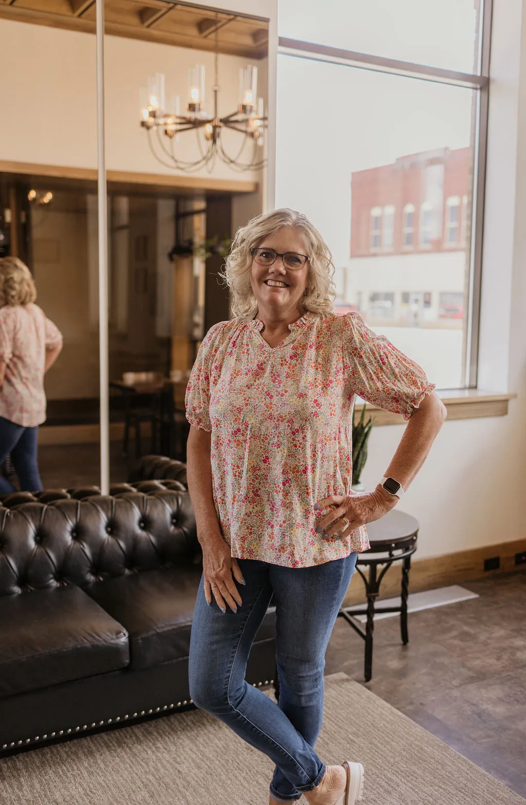 LAUREEN FLORAL VNECK BLOUSE
