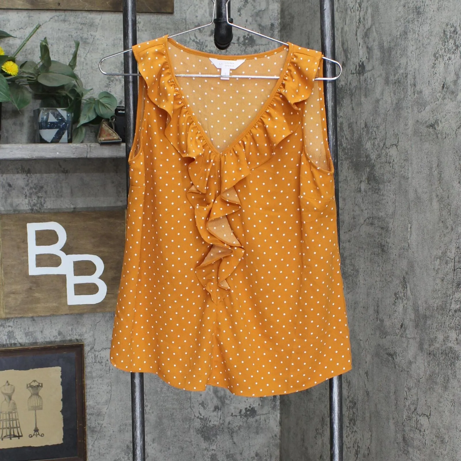 Lauren Conrad Polka Dot Ruffle Front Sleeveless Shirt Rust Orange / White S