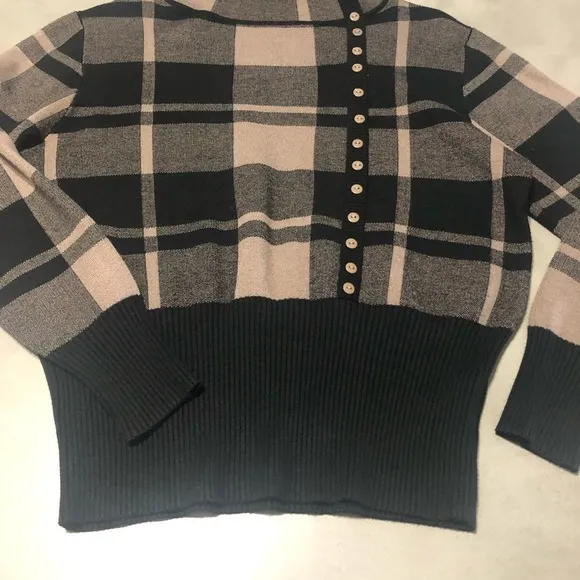 LAVENA NWOT Plaid Turtleneck Sweater
