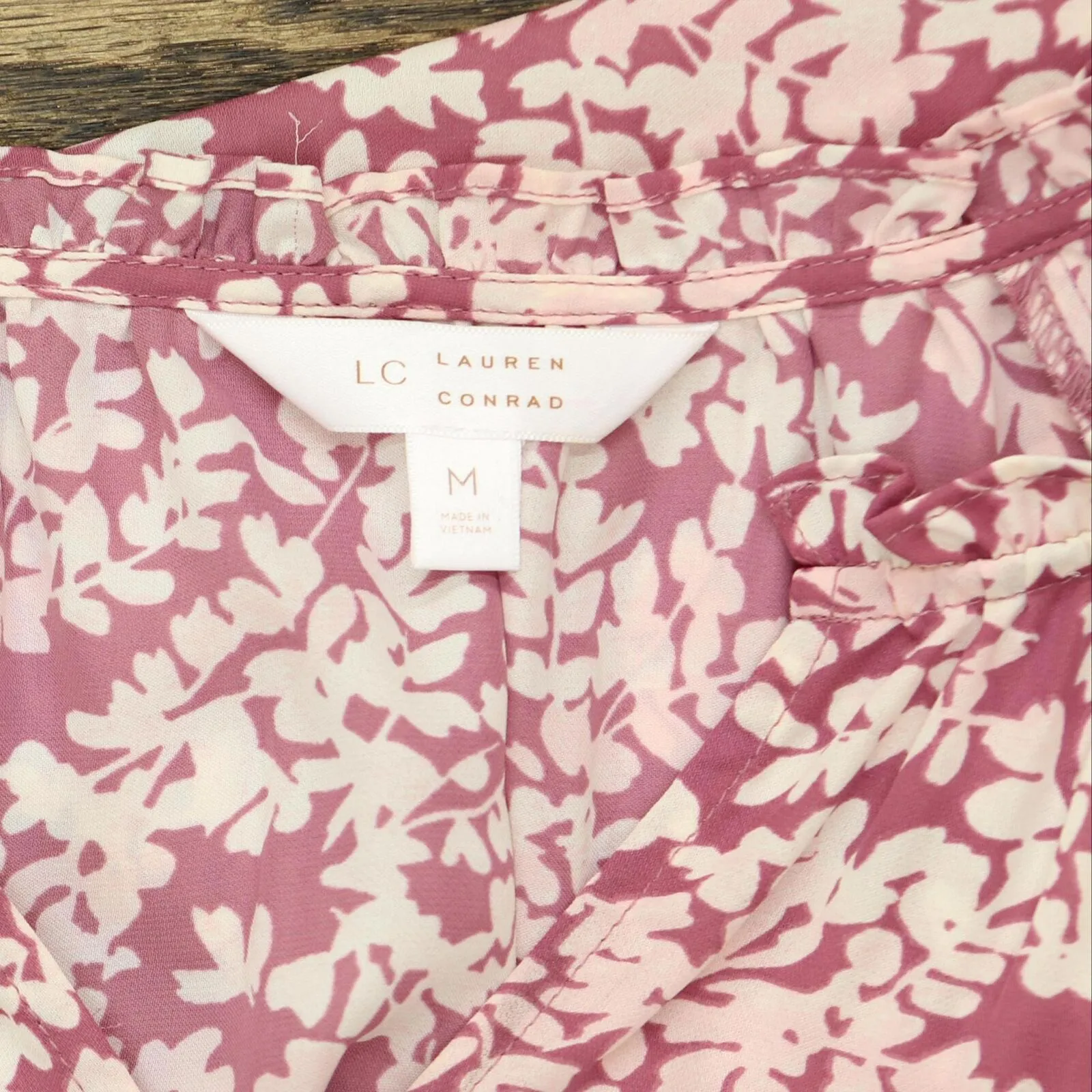 :LC Lauren Conrad Unlined Ruffle Trim Blouse Shirt Top Purple Pink Multi M