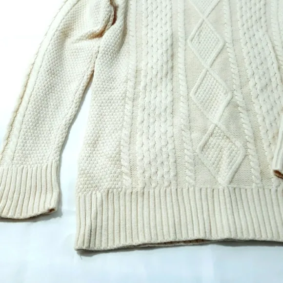 L.L.Bean Merino Wool Cable Knit Cream Turtleneck Sweater Size Large Regular