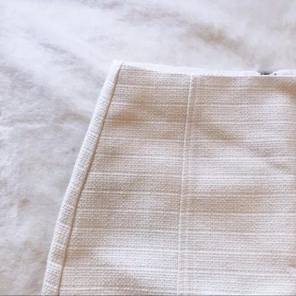 LOFT White Mini Pencil Zip Skirt