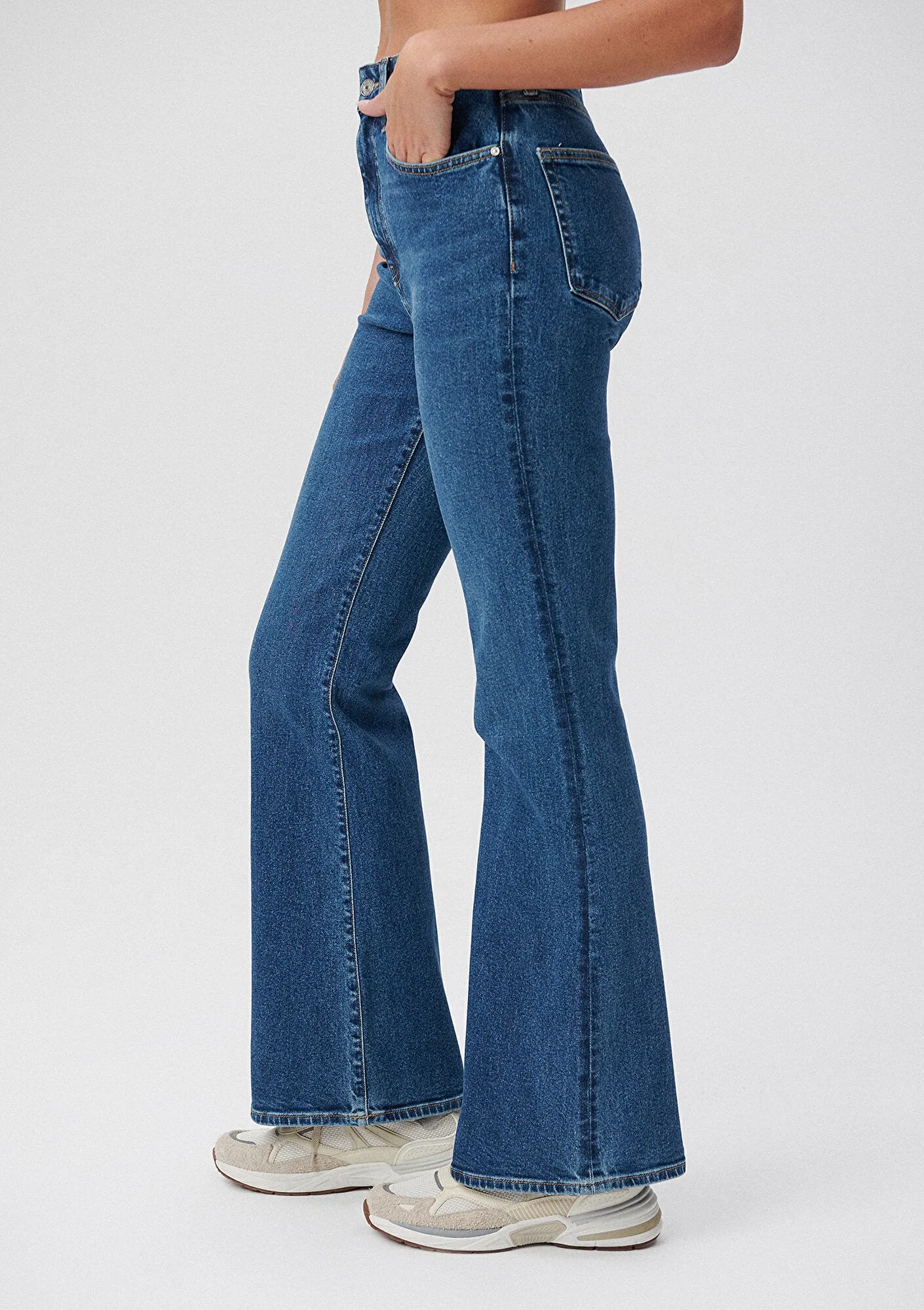Los Angeles Brushed Jean Pants
