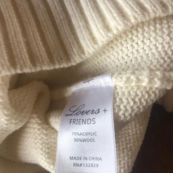 Lovers   Friends Sweater Caroline in Ivory and lavender