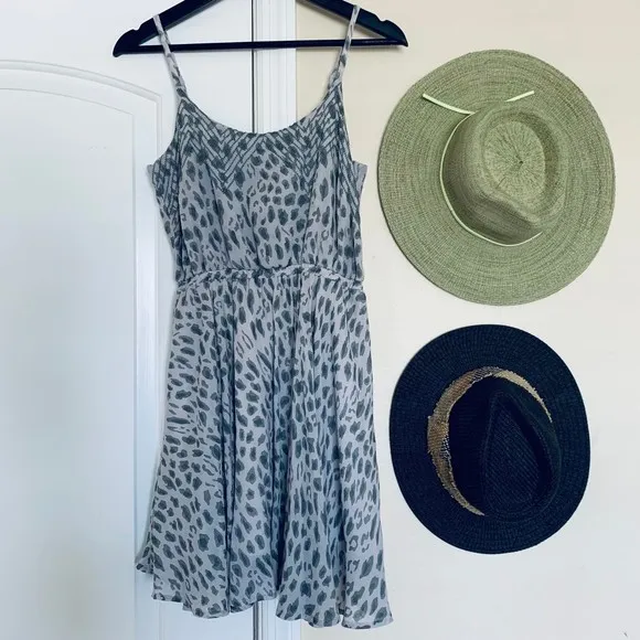 Lucca Couture Grey &amp; Silver Leopard Animal Print Fit &amp; Flare Summer Dress | M