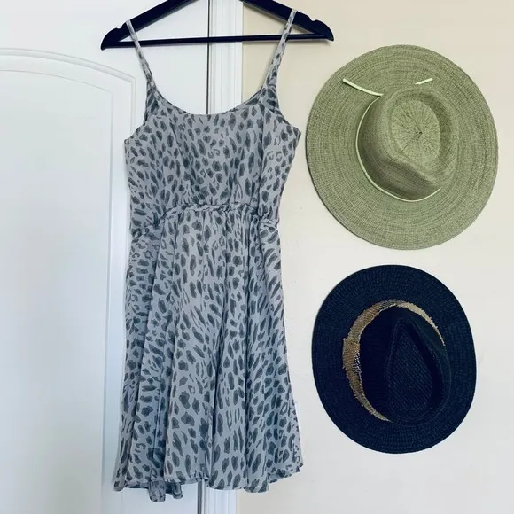 Lucca Couture Grey &amp; Silver Leopard Animal Print Fit &amp; Flare Summer Dress | M