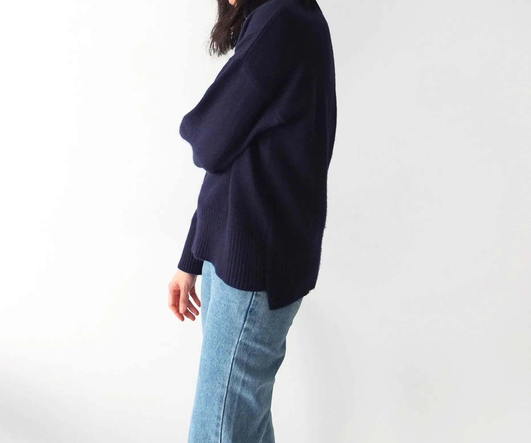 LYNN SWEATER ｛right｝
