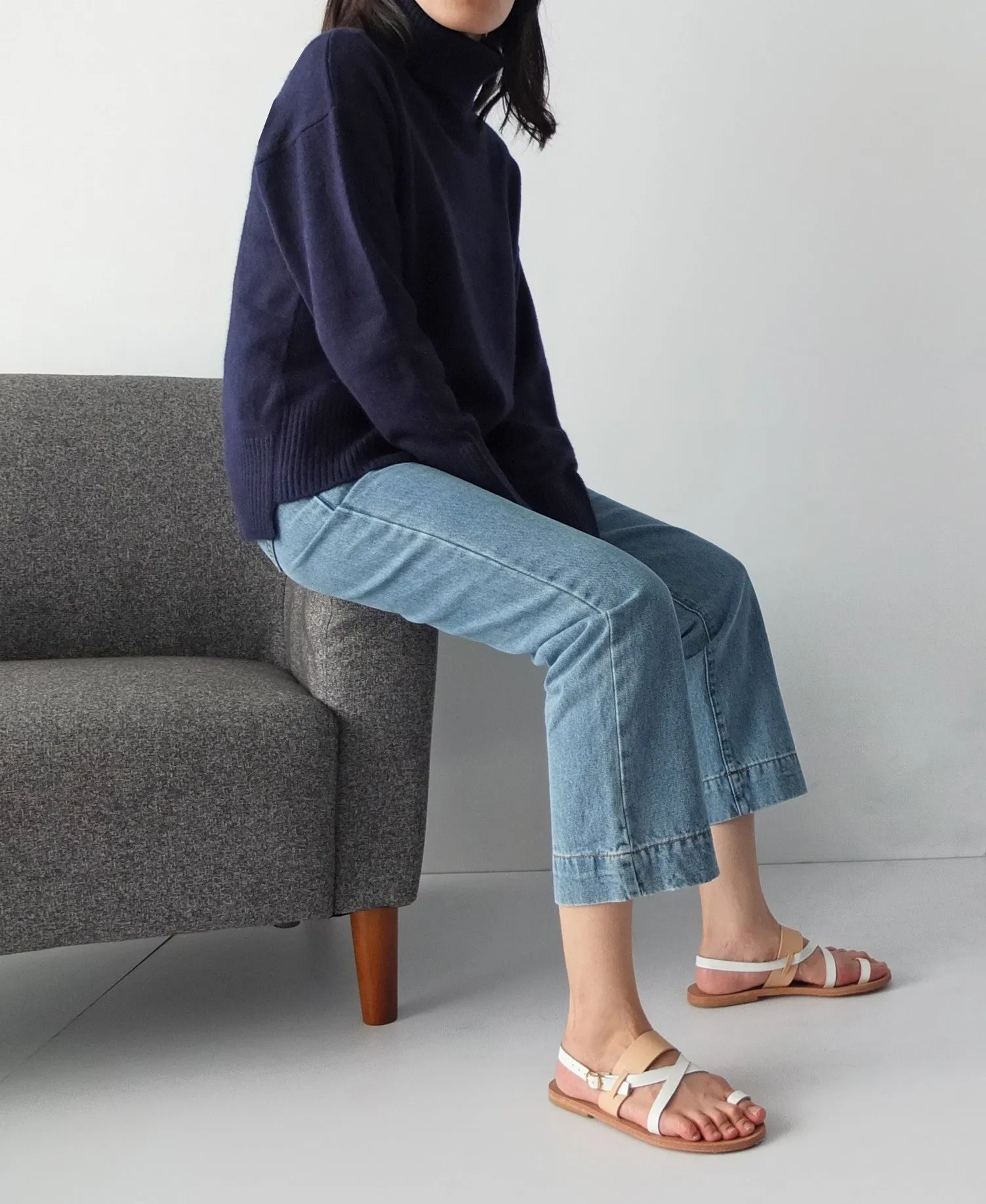 LYNN SWEATER ｛right｝