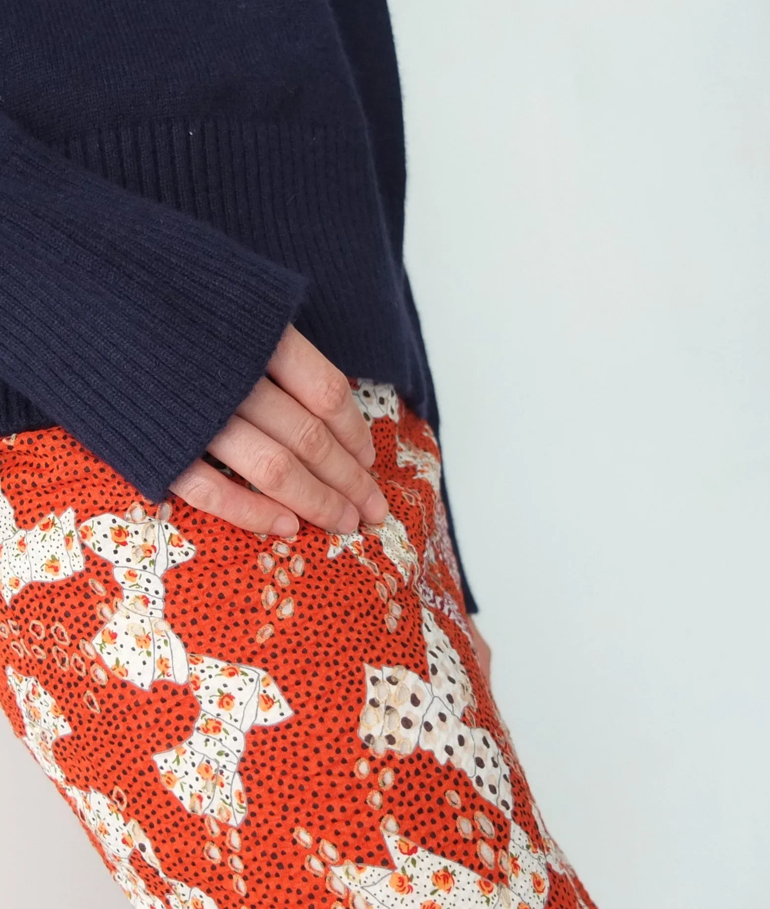 LYNN SWEATER ｛right｝
