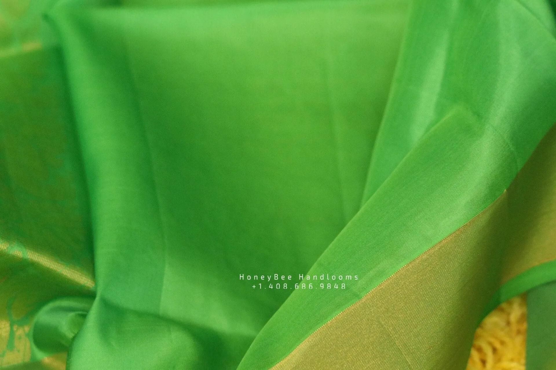 Lyte weight Pattu Sarees online,seemantham Sarees,Pure Silk Sarees,Kanjivaram Saree,kanchi pattu saree,Zari saree,gift saree mom saree