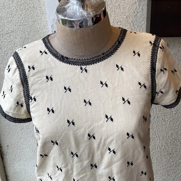 Madewell cream color with black embroidery beautiful shift dress
