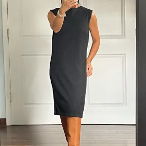 Mazzonetto 100% Wool Charcoal Gray Sleeveless Shift Mini Dress.