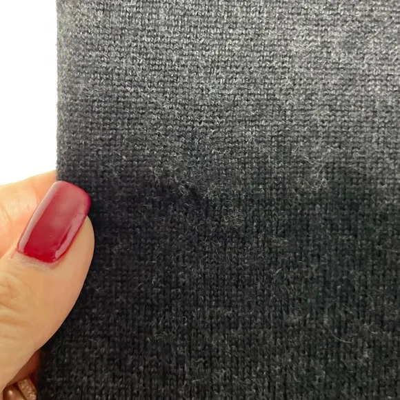 Mazzonetto 100% Wool Charcoal Gray Sleeveless Shift Mini Dress.