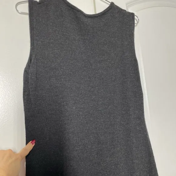 Mazzonetto 100% Wool Charcoal Gray Sleeveless Shift Mini Dress.