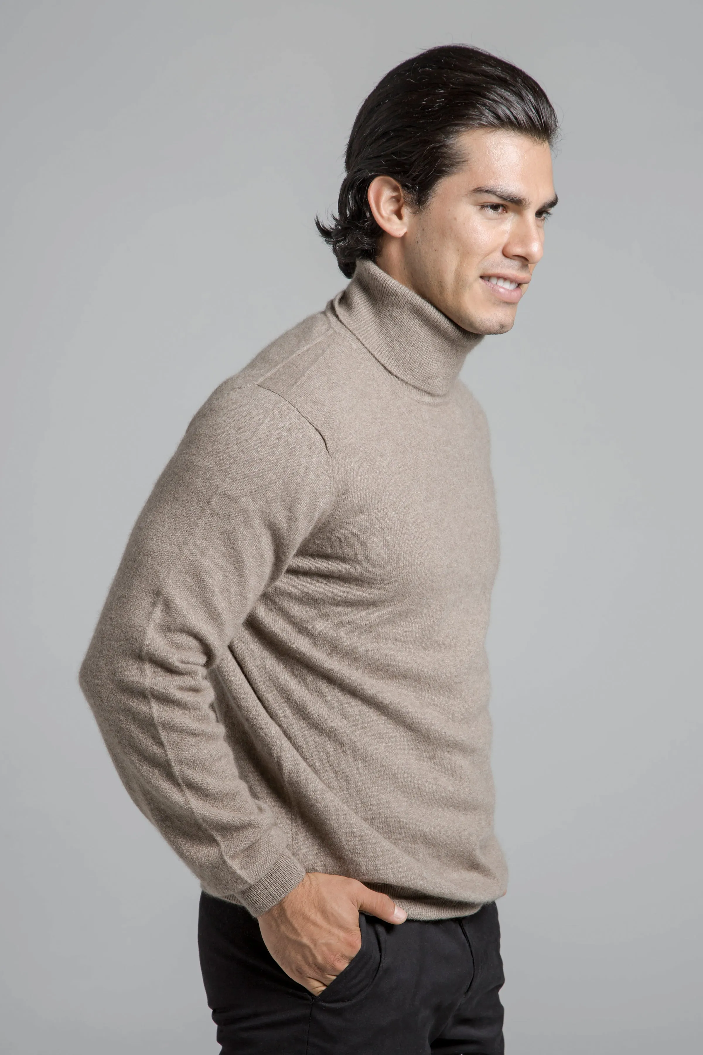 Mens Cashmere Turtleneck - Brown