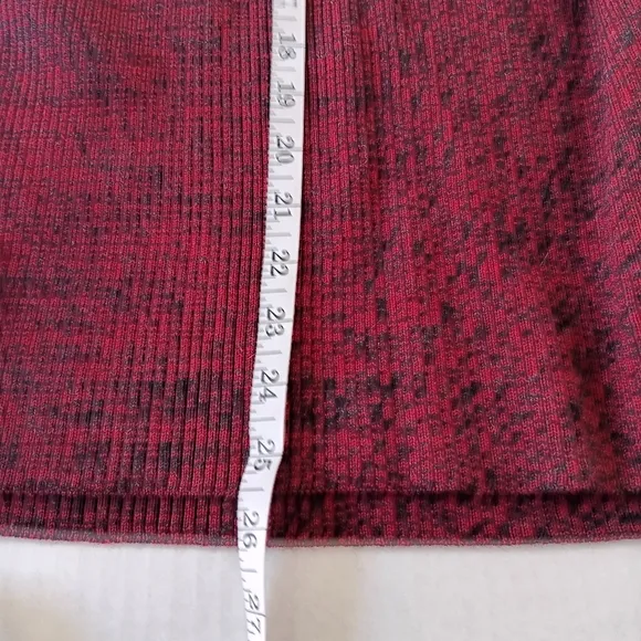 Modern Soul 100% Wool Turtleneck Sweater Red with Black Specks Plus Size 1X