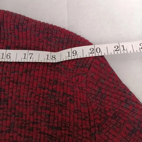 Modern Soul 100% Wool Turtleneck Sweater Red with Black Specks Plus Size 1X
