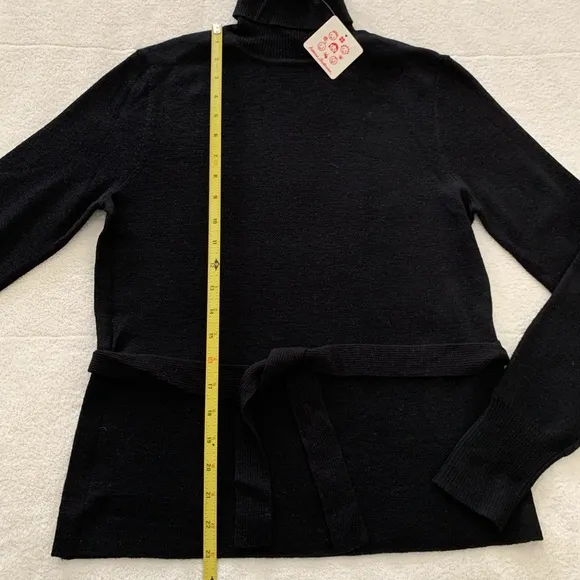 NEW NWT Hanna Andersson Belted Black 100% Wool Turtleneck Sweater! S