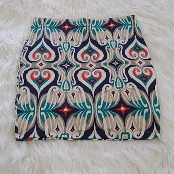 NEW Tart Collections Lucia Ikat Pencil Skirt