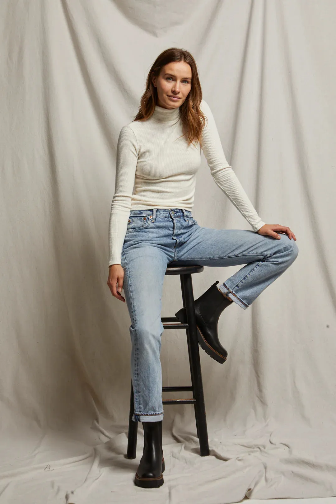 Noelle Sweater Turtleneck in Sugar | Perfect White TEe