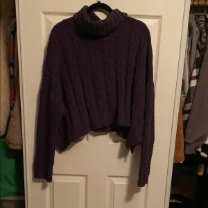 NWOT POL Long Sleeve Turtleneck Knit Chenille Sweater
