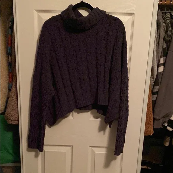 NWOT POL Long Sleeve Turtleneck Knit Chenille Sweater