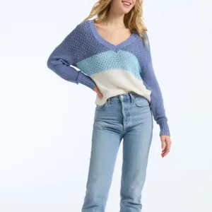 NWT 525 Popcorn V-Neck Pullover