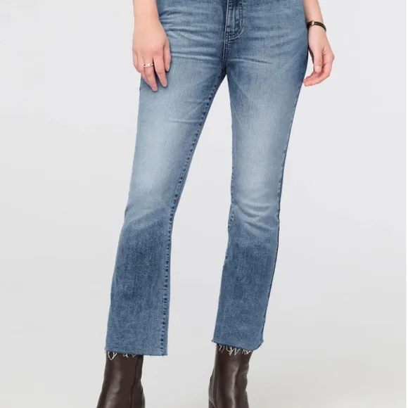 NWT DUER Womens Kick Flare Denim Pant in Beach Blue