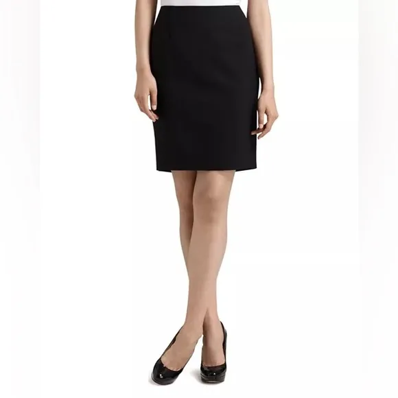 NWT Elie Tahari Bennet Black Pencil Skirt 🖤