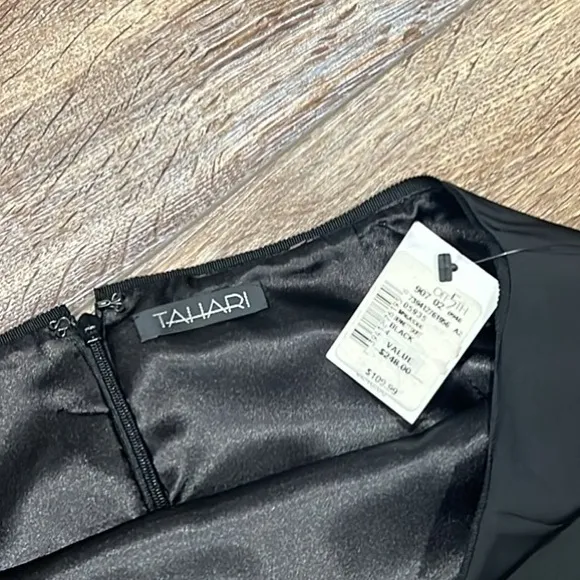 NWT Elie Tahari Bennet Black Pencil Skirt 🖤