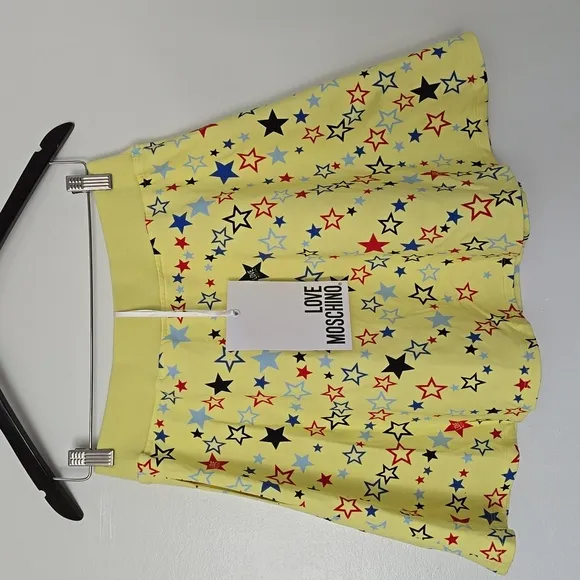 NWT Love Moschino mini skirt