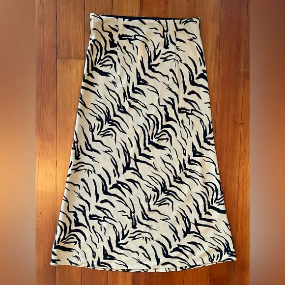 NWT Madewell Silk Midi Slip Skirt in Tiger Stripe - Size 0