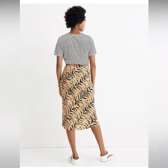 NWT Madewell Silk Midi Slip Skirt in Tiger Stripe - Size 0