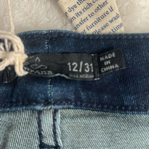 NWT prAna Sz 12 / 31 Tall Dark Indigo Bootcut Geneva Denim Jeans Sustainable