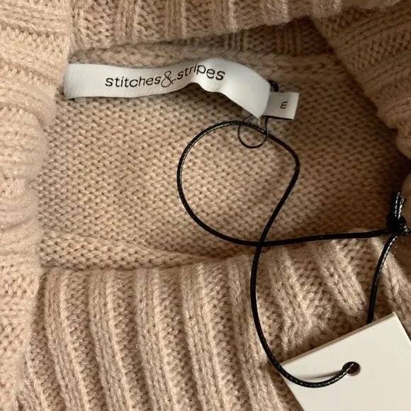 NWT Stitches &amp; Stripes Revolve Women Turtleneck Sweater Size Medium