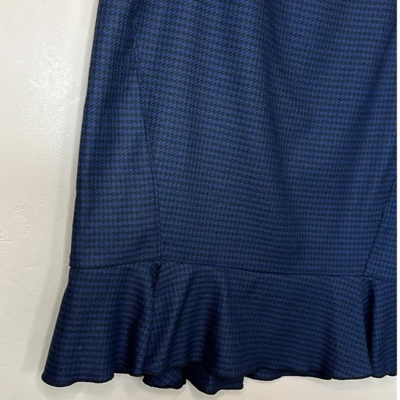 NWT White House Black Market flounce hem pencil skirt blue houndstooth Sz 4