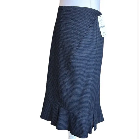 NWT White House Black Market flounce hem pencil skirt blue houndstooth Sz 4